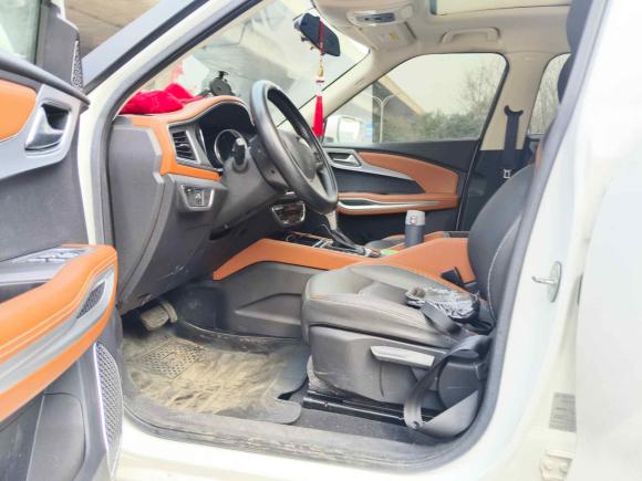 [武汉·鄂W] 二手众泰众泰T3002017款 1.5T CVT尊享型