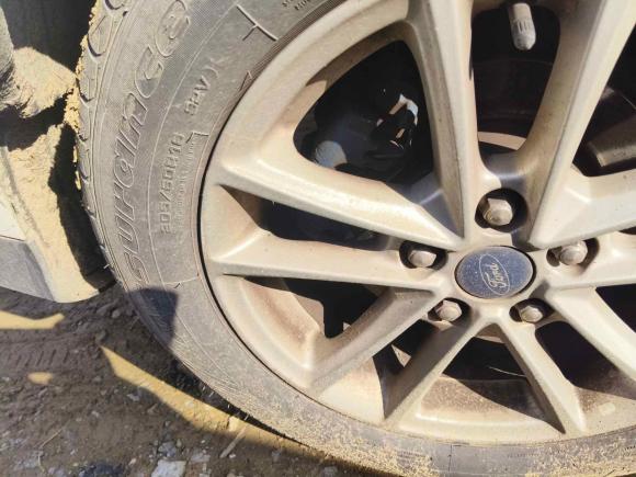 [合肥·皖A] 二手福特福克斯2015款 三厢 1.6L 自动风尚型