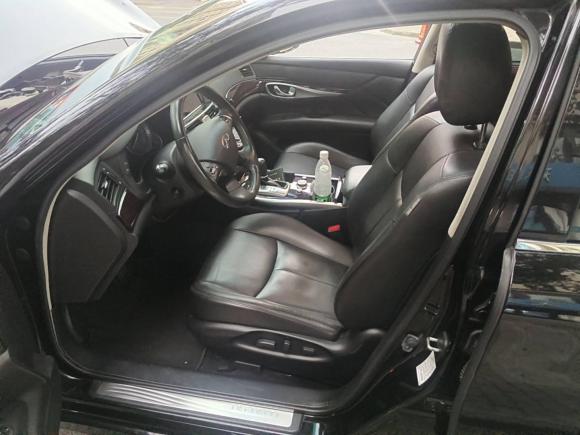 [上海·苏E] 二手英菲尼迪英菲尼迪Q702015款 Q70L 2.5L 悦享版
