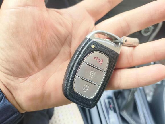 [杭州·浙G] 二手北汽幻速北汽幻速S62016款 1.5T CVT乐享型