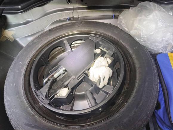 [深圳·粤C] 二手奔驰奔驰E级2015款 改款 E 200 L