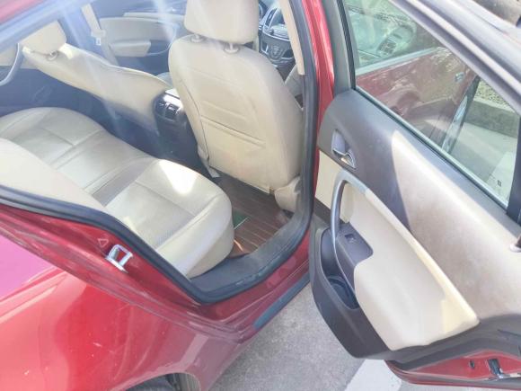 [无锡·苏B] 二手别克君威2014款 2.0L 领先时尚型