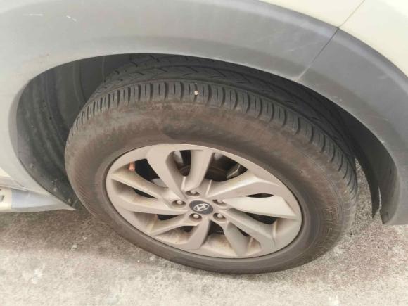 [宁波·浙B] 二手现代途胜2015款 1.6T 双离合两驱智能型