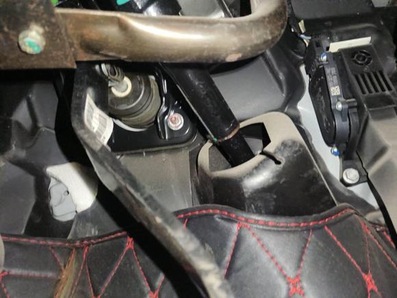 [济南·鲁A] 二手哈弗哈弗H22017款 红标 1.5T 手动两驱精英型