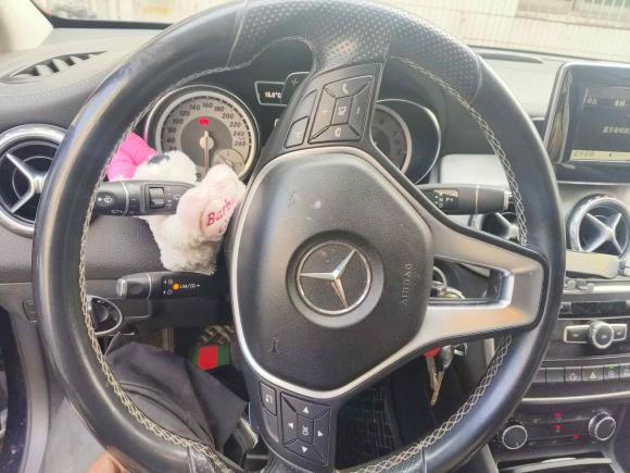 [金华·浙G] 二手奔驰奔驰GLA2015款 GLA 200 时尚型