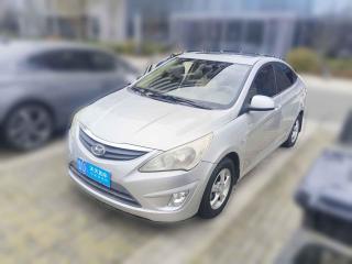 现代瑞纳2010款 三厢 1.4L 自动时尚型GT「青岛二手车」「天天拍车」