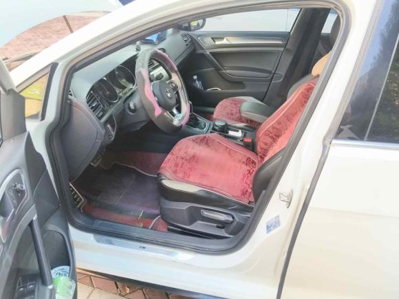 [济南·鲁A] 二手大众高尔夫2018款 280TSI 自动R-Line型