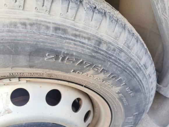 [武汉·鄂A] 二手东风御风2016款 2.5T领运版御利宝短轴中顶国V ZD25