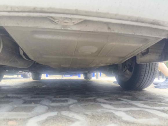 [上海·苏E] 二手大众朗逸2013款 1.6L 自动舒适版