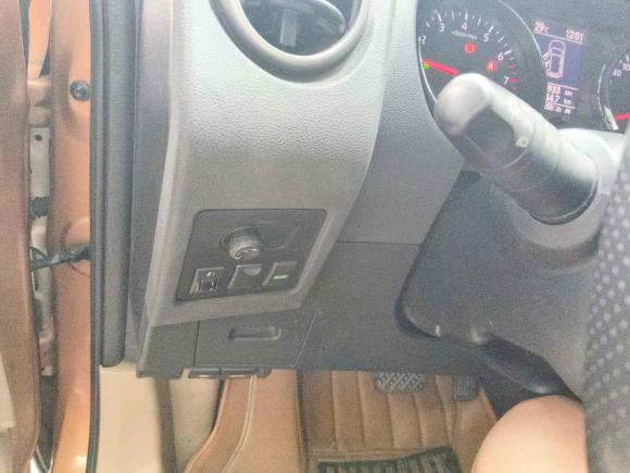 [成都·川A] 二手日产逍客2012款 2.0XL 火 CVT 2WD