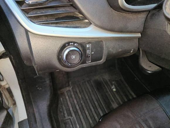 [常州·苏D] 二手雪佛兰科沃兹2016款 1.5L 自动欣悦版