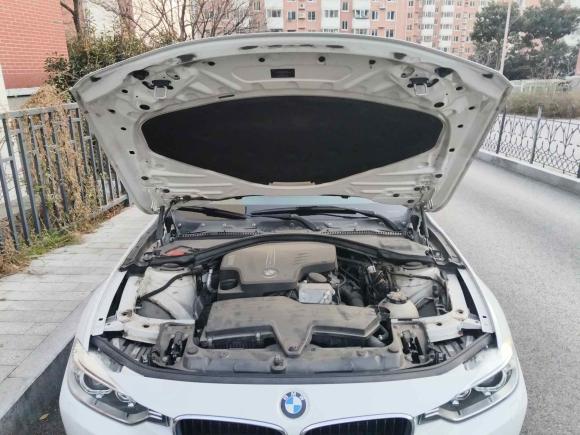 [青岛·鲁B] 二手宝马宝马3系2013款 320i 时尚型