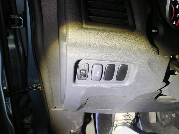 [广州·粤A] 二手三菱劲炫ASX2013款 2.0L CVT四驱尊贵版