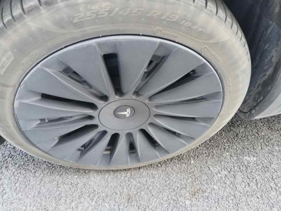 [上海·沪A] 二手特斯拉Model Y2022款 后轮驱动版