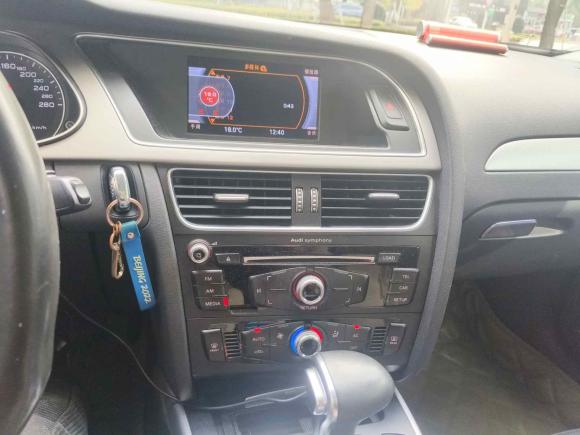 [苏州·皖E] 二手奥迪奥迪A4L2013款 35 TFSI 自动标准型