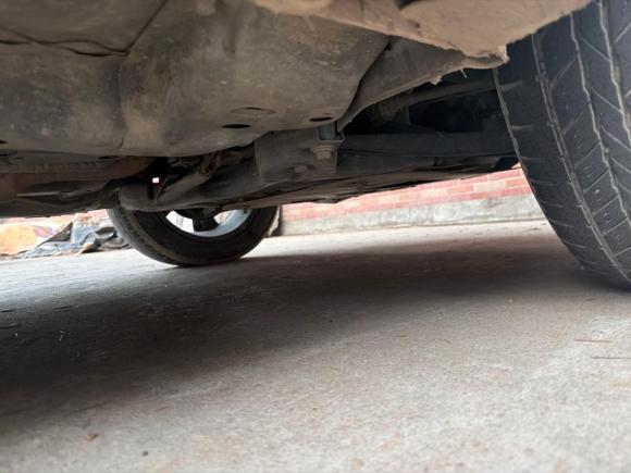 [义乌·黑M] 二手Jeep自由客2013款 2.4 炫黑运动版