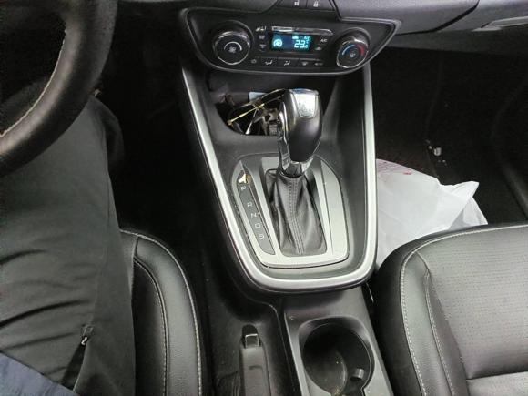 [苏州·苏E] 二手福特福睿斯2017款 幸福版 1.5L 自动时尚型