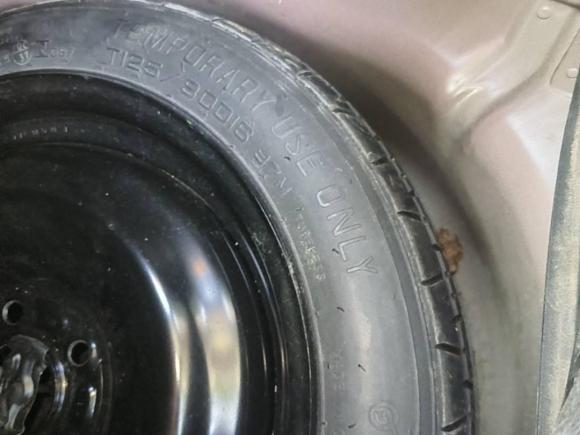 [济南·鲁A] 二手福特福克斯2013款 两厢经典 1.8L 自动基本型