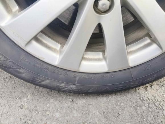 [无锡·苏B] 二手别克别克GL82017款 25S 尊贵型 国V