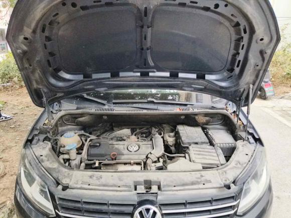 [苏州·苏E] 二手大众途安2011款 1.4T DSG智雅版5座