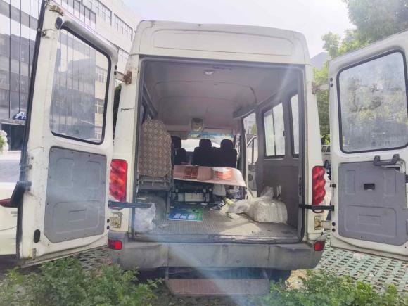 [杭州·苏E] 二手依维柯依维柯褒迪2013款 2.5T-A37 客货两用高顶