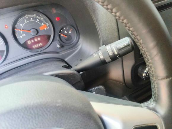 [武汉·鄂A] 二手Jeep指南者2013款 2.4L 四驱运动版