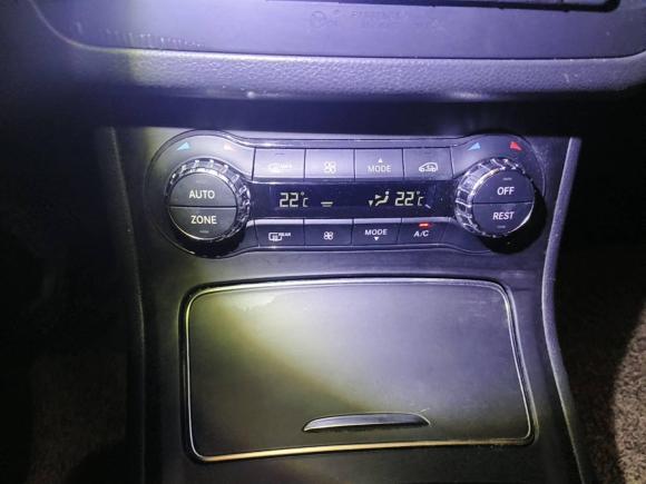 [深圳·粤B] 二手奔驰奔驰B级2015款 B 200 时尚型