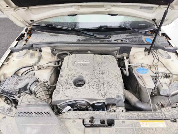 [苏州·苏E] 二手奥迪奥迪A4L2013款 35 TFSI 自动标准型