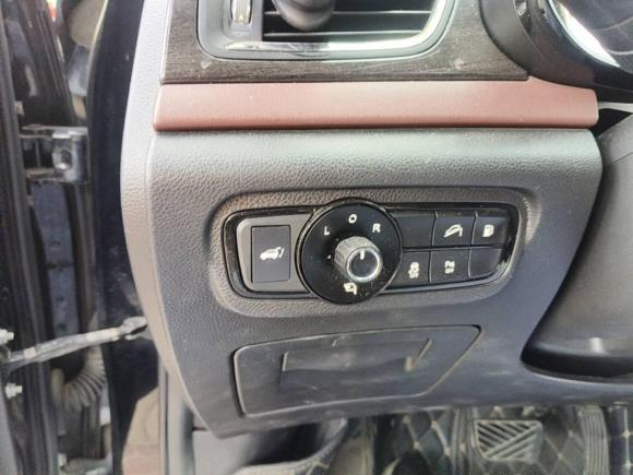 [深圳·湘H] 二手广汽传祺传祺GS82017款 320T 两驱豪华智联版（七座）