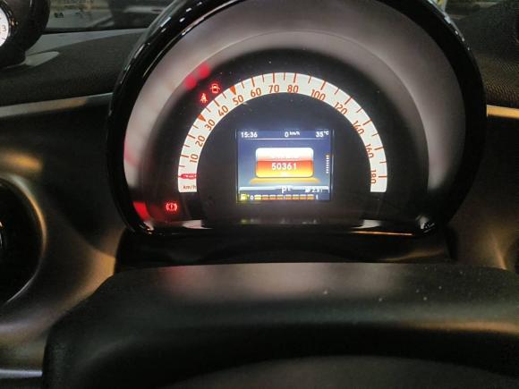 [上海·苏F] 二手smartsmart fortwo2018款 0.9T 66千瓦硬顶先锋版 国V