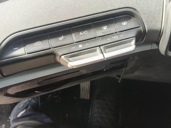 [上海·沪A] 二手宝骏宝骏E3002020款 Plus 星际智趣版