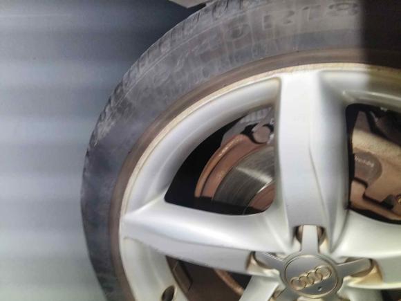 [武汉·鄂W] 二手奥迪奥迪A4L2015款 35 TFSI 自动标准型