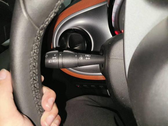 [南通·苏F] 二手smartsmart fortwo2015款 1.0L 52千瓦硬顶激情版