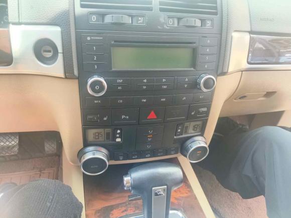 [深圳·粤B] 二手大众途锐2009款 3.0T 柴油豪华型