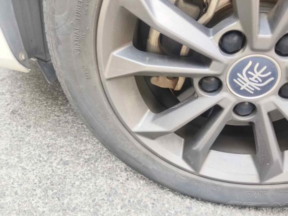 [苏州·苏U] 二手比亚迪秦2019款 1.5L 自动豪华型