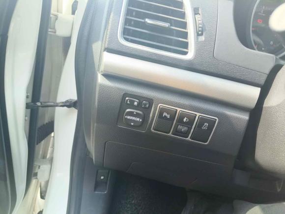 [上海·豫K] 二手哈弗哈弗H62015款 运动版 1.5T 自动两驱豪华型