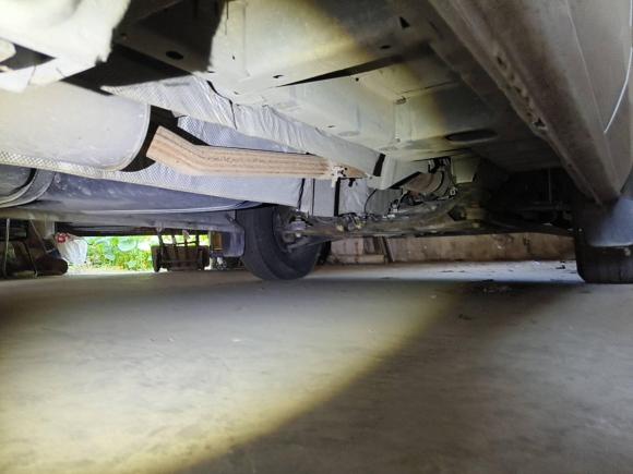 [南通·苏F] 二手福特全顺2017款 2.0T柴油多功能商用车短轴低顶国IV