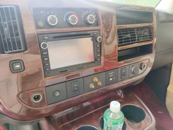 [济南·鲁A] 二手GMCSAVANA2011款 6.0L 商务之星7座