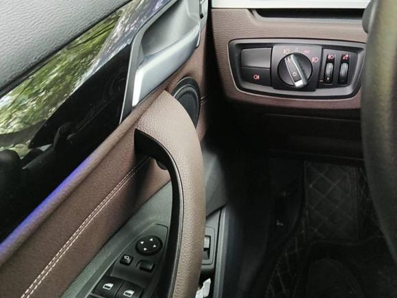 [上海·沪L] 二手宝马宝马X12020款 sDrive25Li 领先型