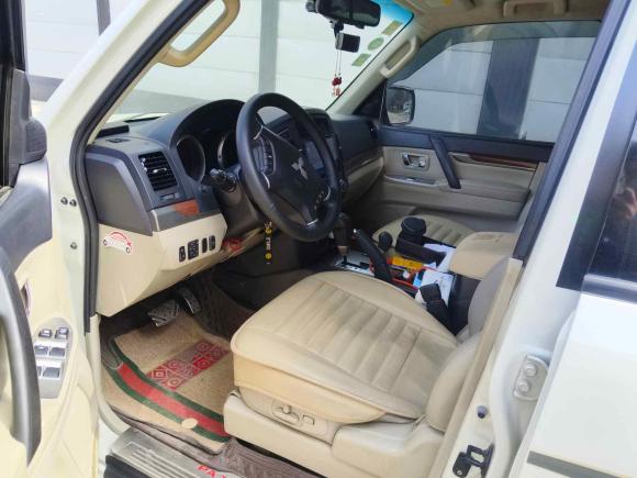 [西安·陕A] 二手三菱帕杰罗2011款 3.8L 旗舰版