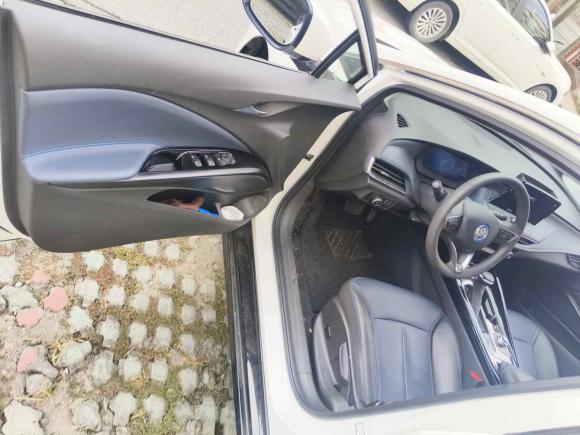 [上海·沪A] 二手别克微蓝62024款 430km 舒享版