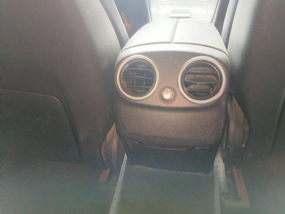 [西安·陕A] 二手奔驰奔驰C级2016款 C 180 L 运动型