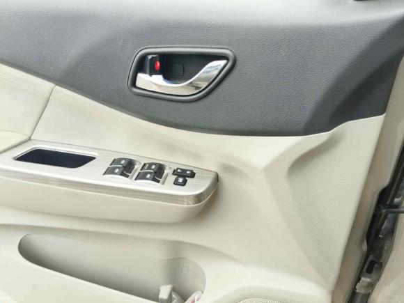 [上海·沪C] 二手东风风行风行S5002016款 1.5L 手动豪华型