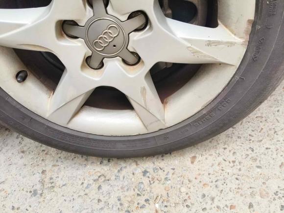 [南昌·赣A] 二手奥迪奥迪A6L2010款 2.0 TFSI 自动标准型