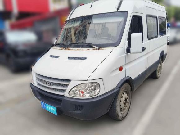 [台州·浙J] 二手依维柯依维柯褒迪2013款 2.5T-V39 箱货高顶