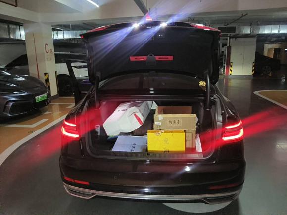 [深圳·粤B] 二手奥迪奥迪A82021款 A8L 50 TFSI quattro 豪华型