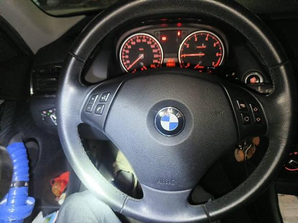 [上海·沪A] 二手宝马宝马X12013款 sDrive18i 时尚型