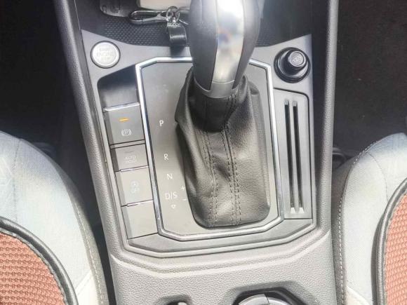 [上海·沪C] 二手大众朗逸2023款 1.5L 自动满逸版