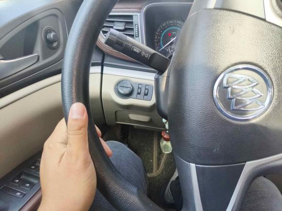 [广州·粤A] 二手别克别克GL82014款 2.4L CT豪华商务舒适版