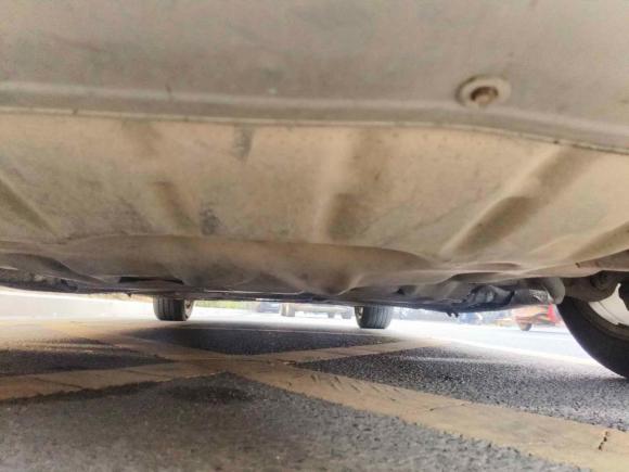 [南京·苏A] 二手宝马宝马5系2014款 525Li 豪华设计套装